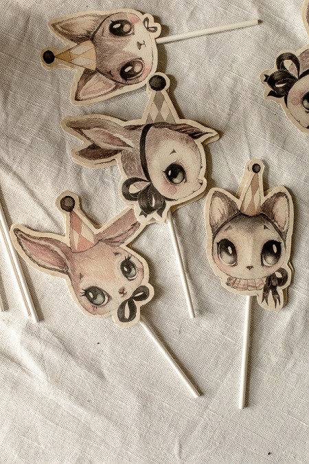Mrs Mighetto, Paper Friends Party Kit - Image 5