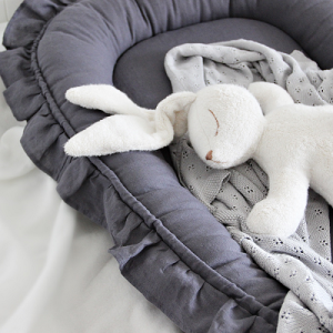 Cotton & Sweets, grafit babynest i 100 % linne