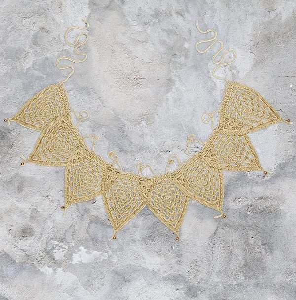 Numero 74, virkad vimpelslinga, Mellow yellow