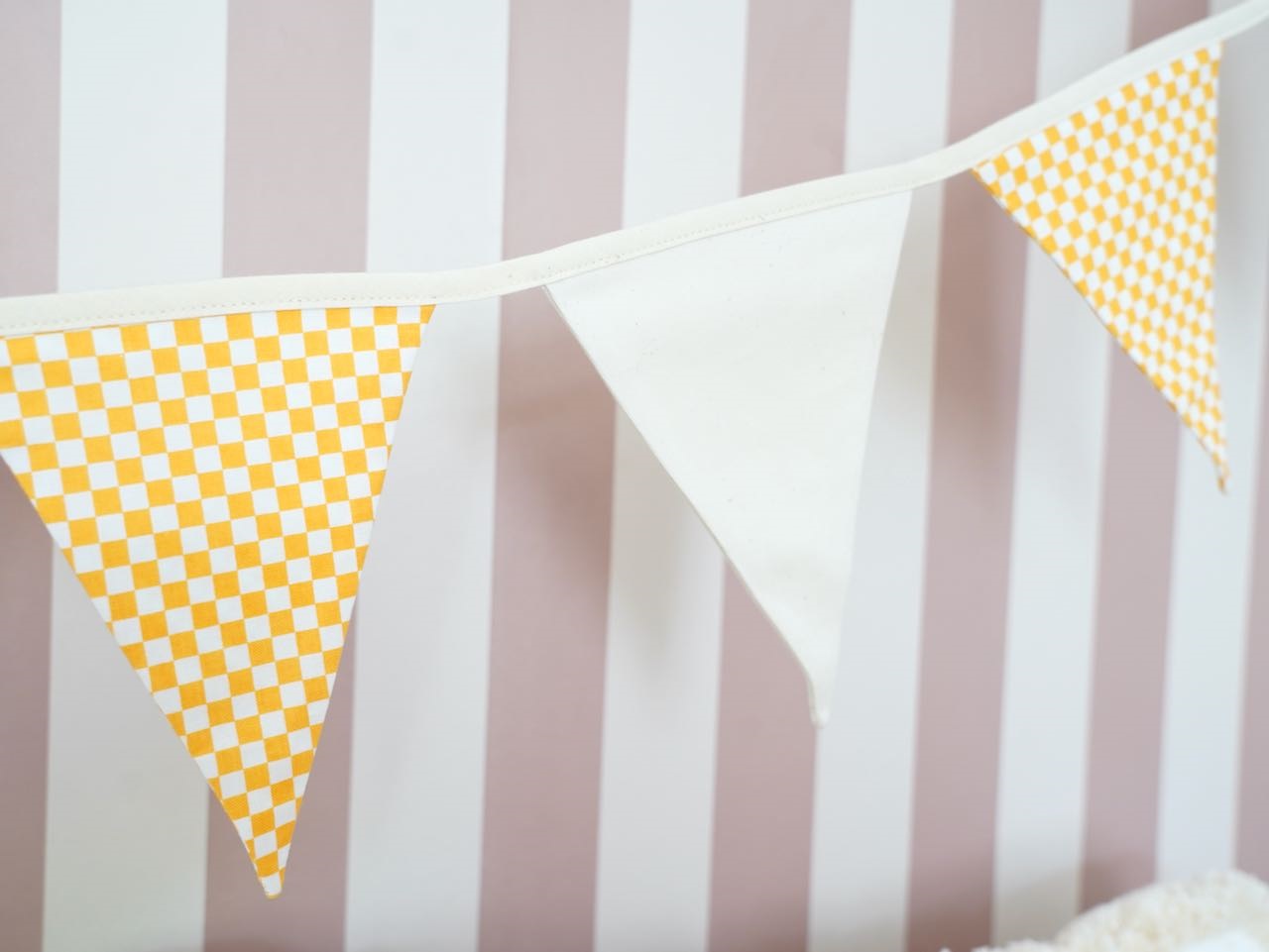 Moi Mili, vimpel Honey checkered - Image 2
