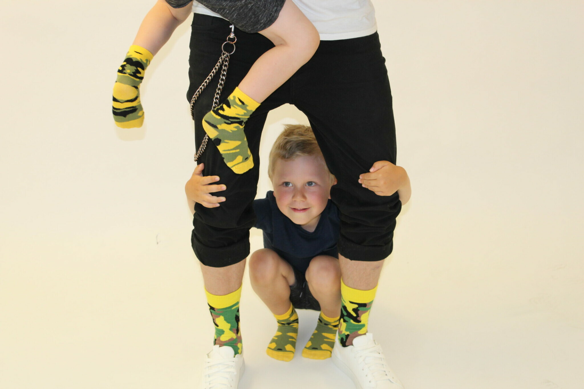 Yellow Camo Kids Sock - strumpor för barn - Image 2