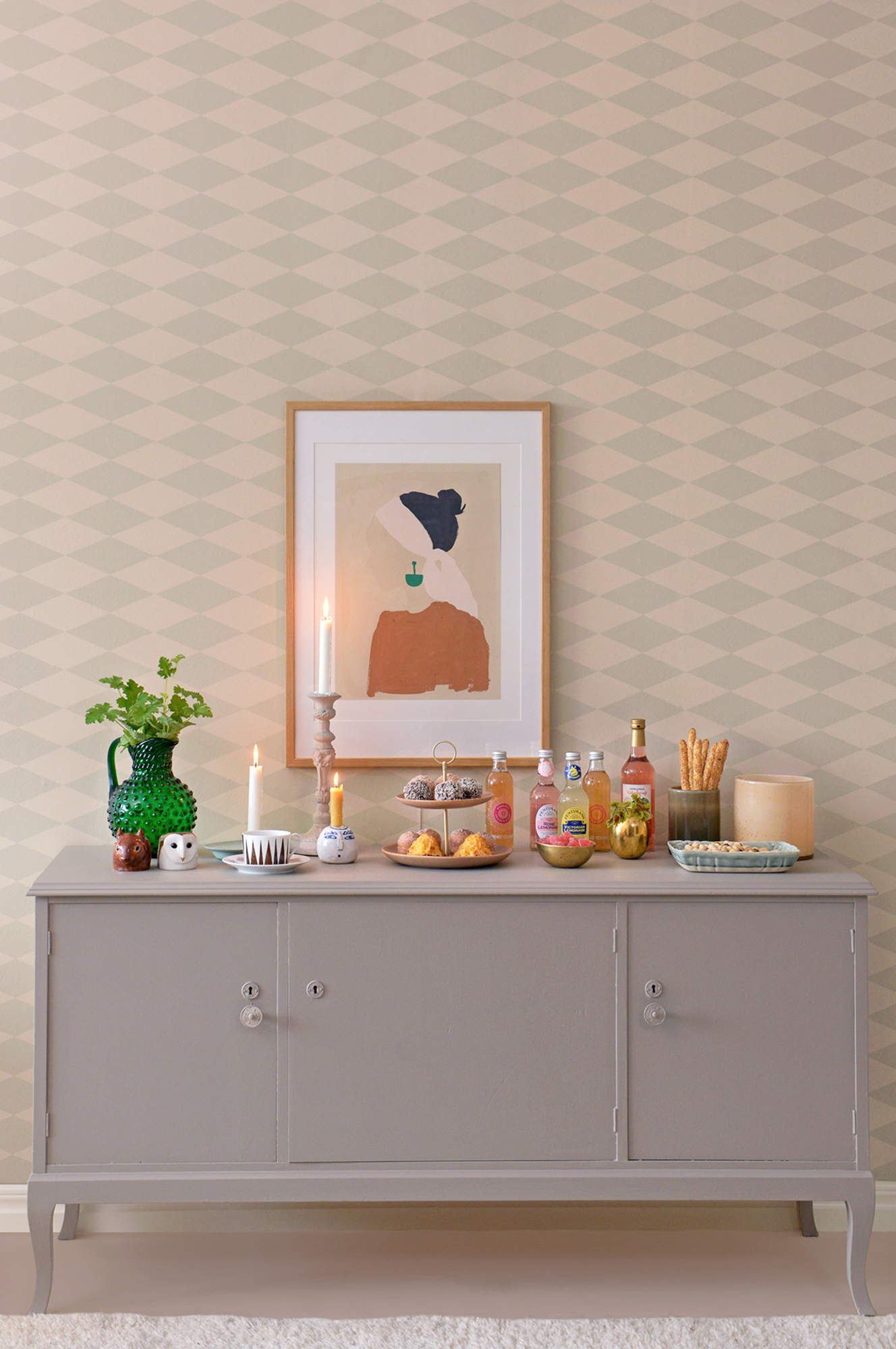 Majvillan, tapet till barnrummet Copenhagen, beige green