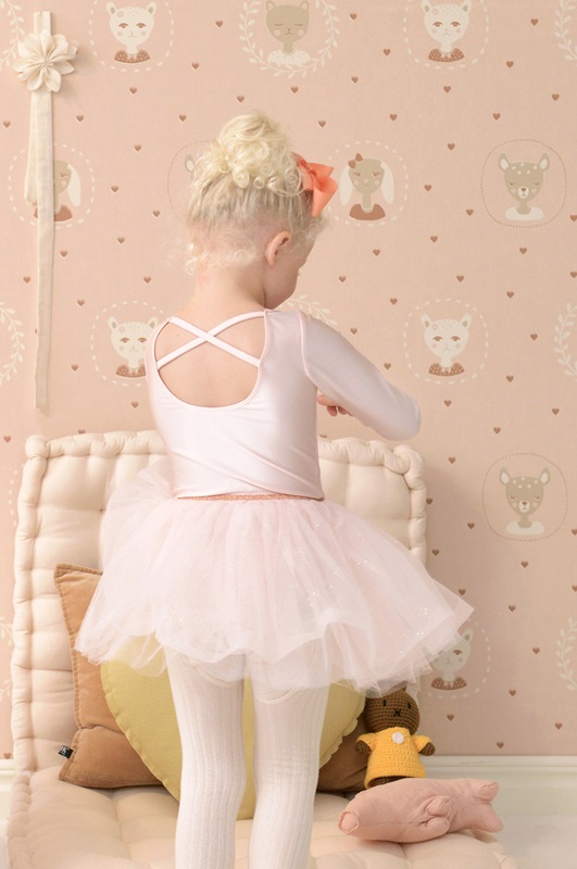 Majvillan, tapet till barnrummet Hearts, dusty warm pink - Image 5