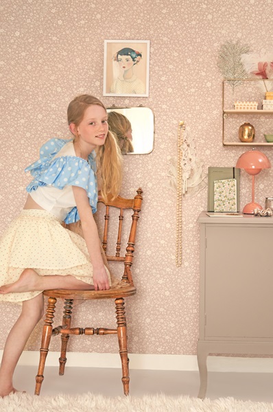 Majvillan, tapet till barnrummet Flora, dreamy lilac - Image 2