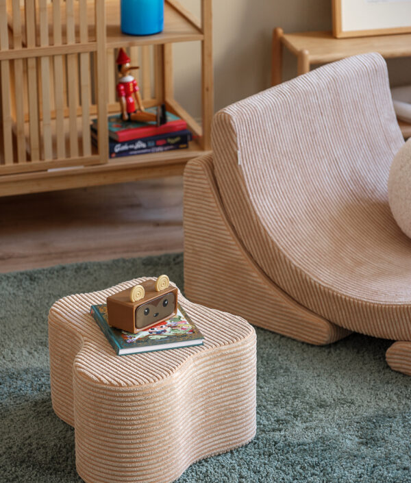 The Cloud Ottoman - Moln puff i manchestertyg