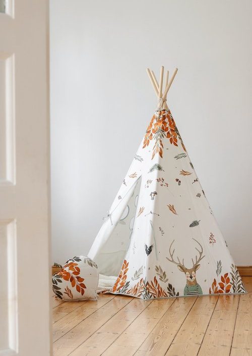 Moi Mili, tipitält forest friends