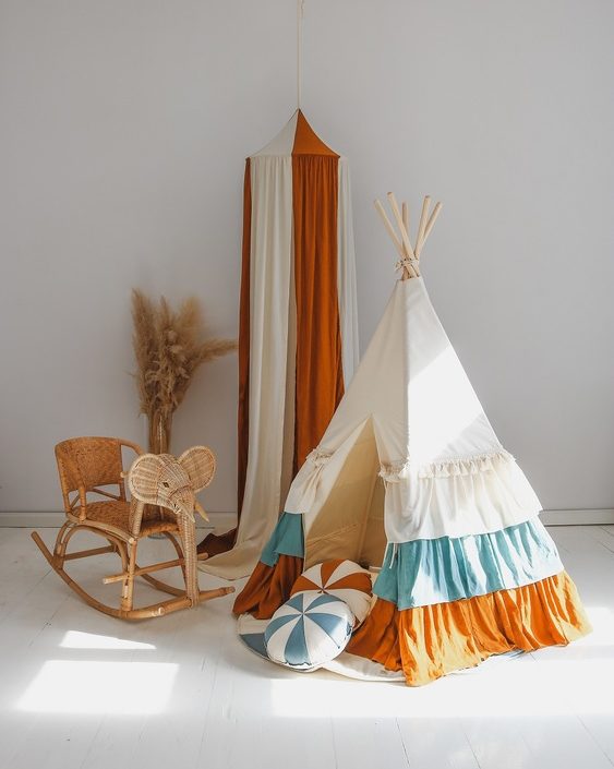 Moi Mili, tipitält med volanger Cirkus