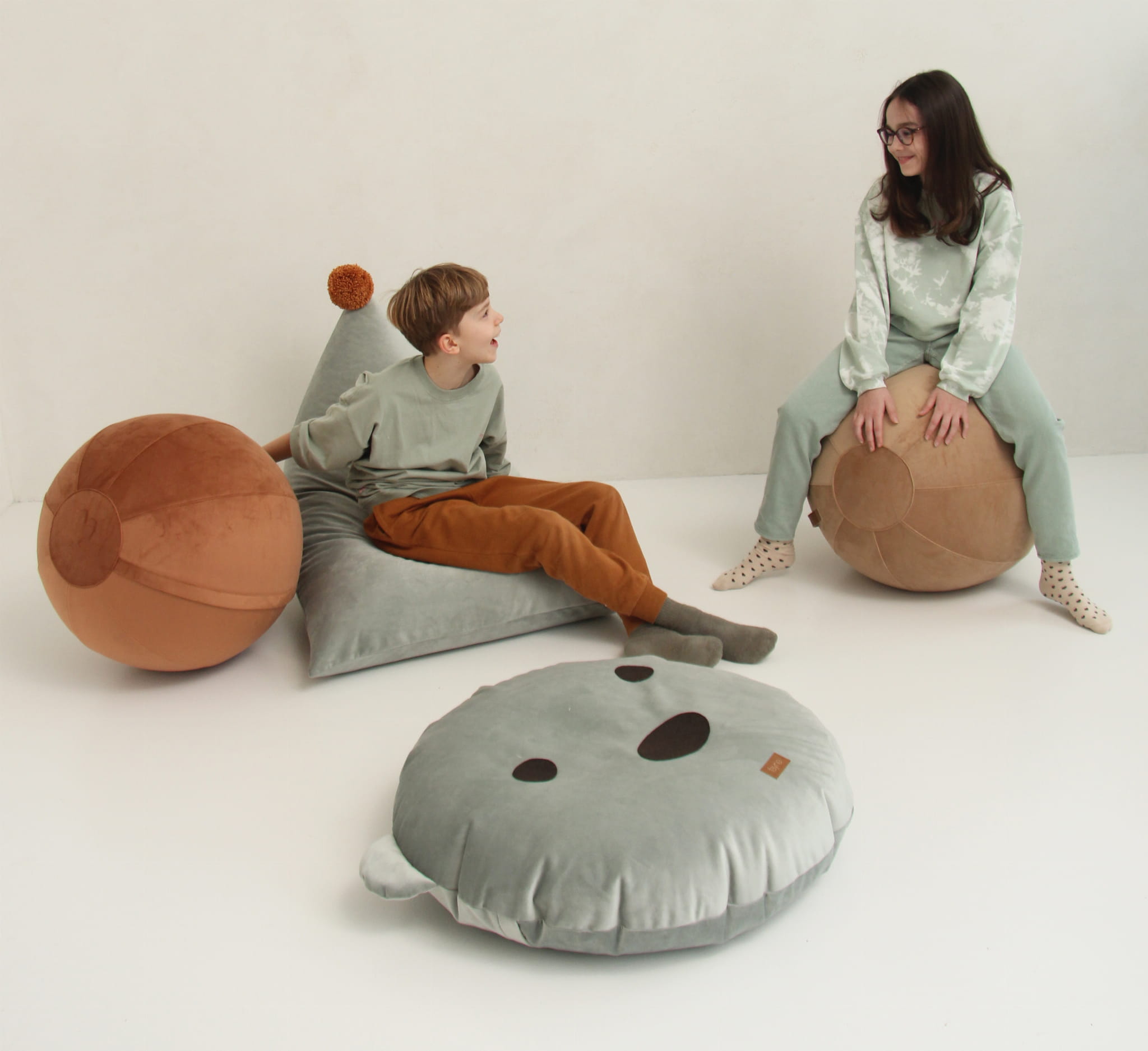 Fayne, sitteball med lærhåndtak, lysbrun - Bilde 3