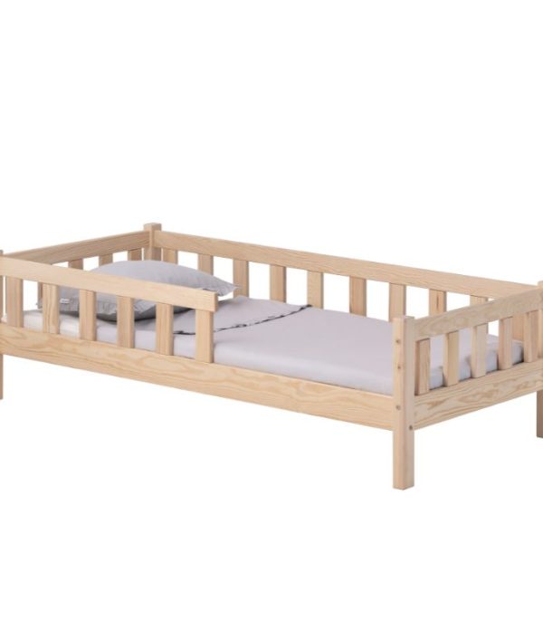 Juniorsäng Henri, natur