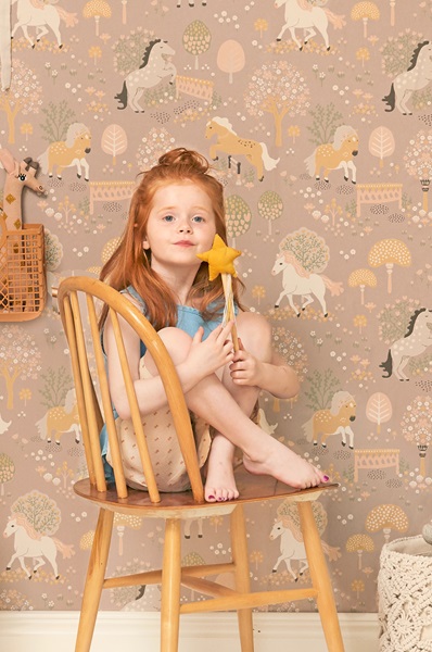 Majvillan, tapet till barnrummet My sweet pony, old lilac - Bilde 5