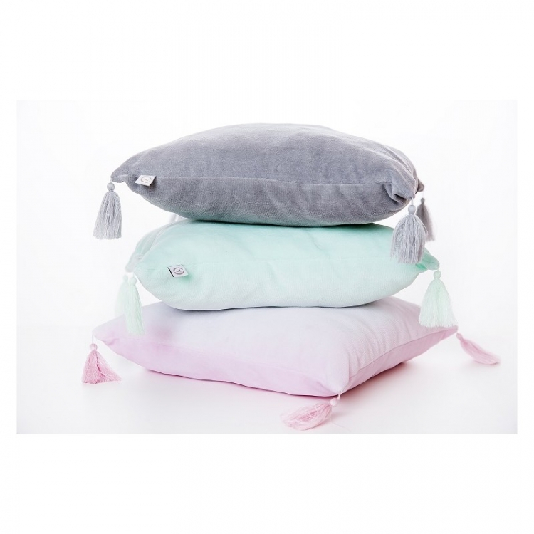 Mint velour kudde till barnrummet, YOSOY