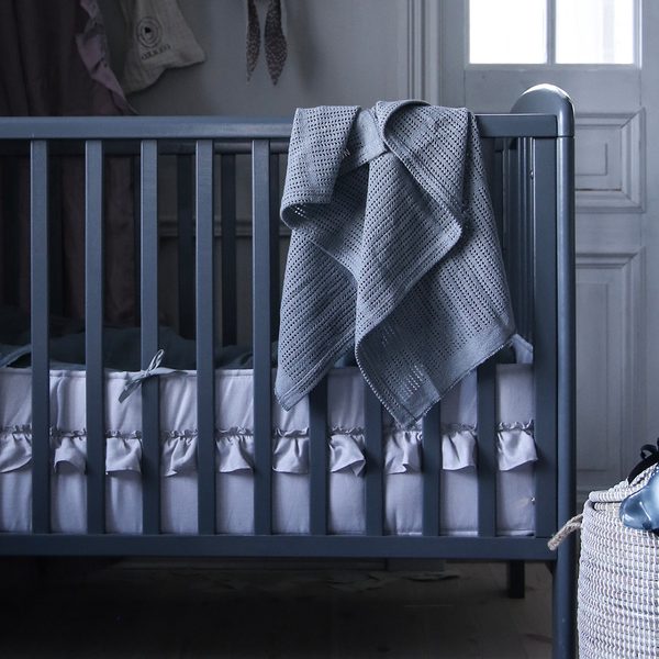 Ng Baby, Spjälskydd av linne med VOLANG, Ljusrosa