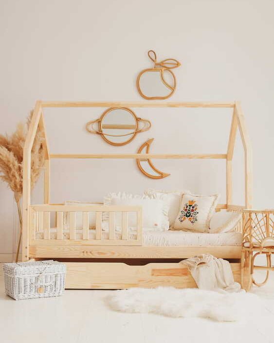 Hussäng Bianca med förvaringslåda/extrasäng