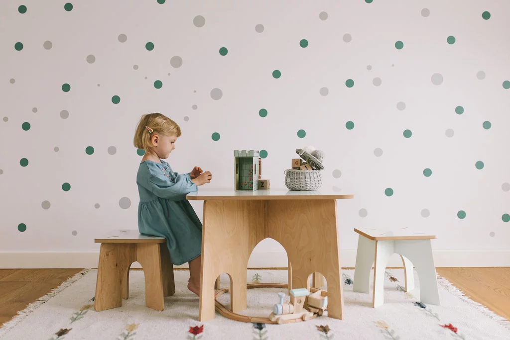 Möbelset till barnrummet, Roundabout