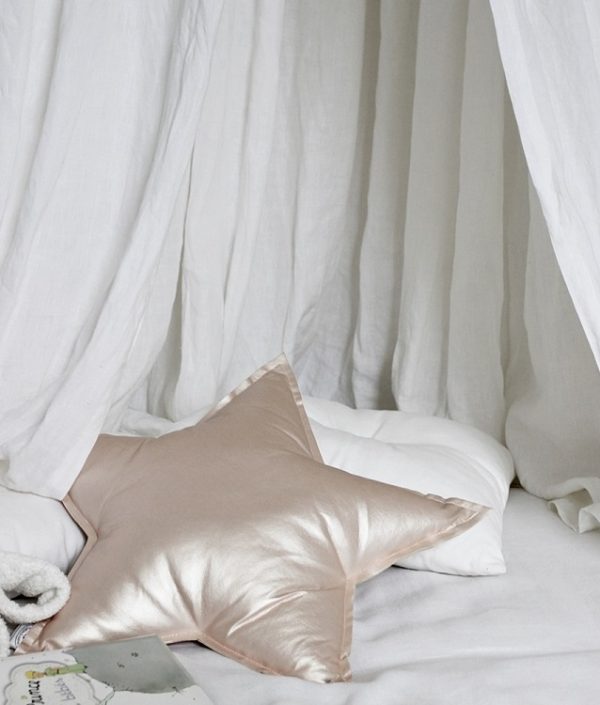 Stor vit maxi sänghimmel i linne, Cotton&Sweets