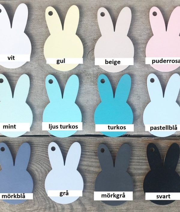 Boho bokhylla med två lådor i rotting