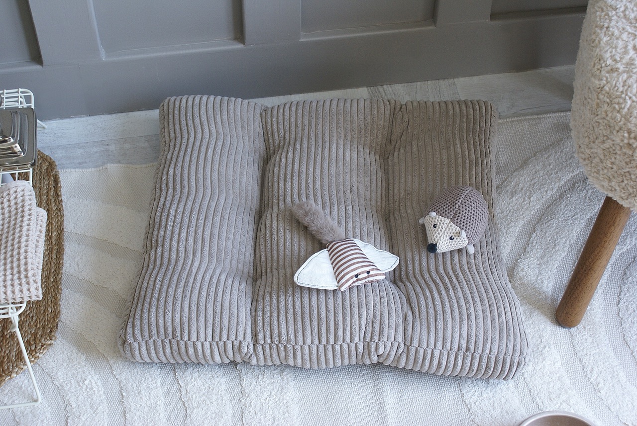 Mörk beige kudde till hundbädd/hundsäng (M) - Bild 3