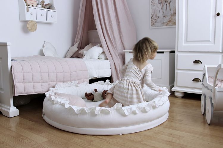 Cotton & Sweets vit junior nest i 100% linne - Bild 2