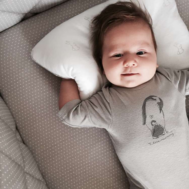 Barnsängkläder inkl Täcke & Kudde, 70x100 Bäddset grey rabbits-white dots - Bild 6