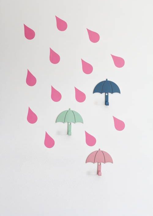 Vägghängare i metall till barnrummet, paraply
