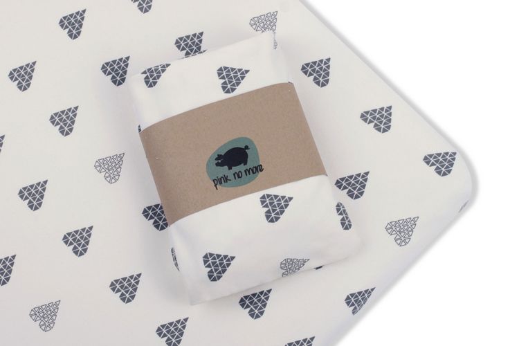 Dra-på-lakan spjälsäng, hjärta, Pink No More