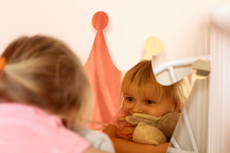 Spegel stor guld prinsesskrona till barnrummet - Bild 4