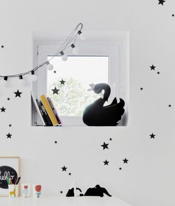 Väggklistermärken svarta stjärnor 39 st