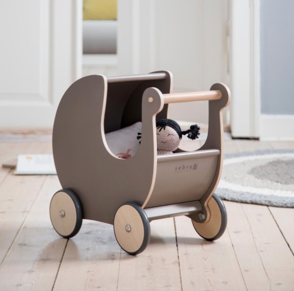 Sebra Dockvagn varm grå