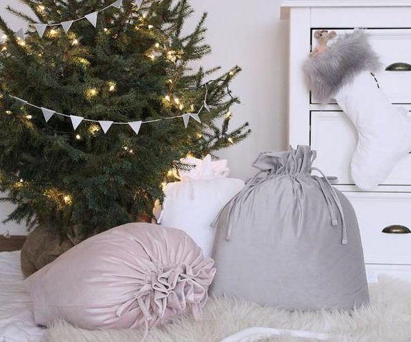 Cotton & Sweets, Julklappsäck grå