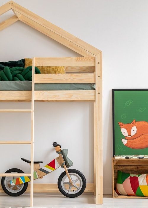 Hussäng med loft, Mila DMPA