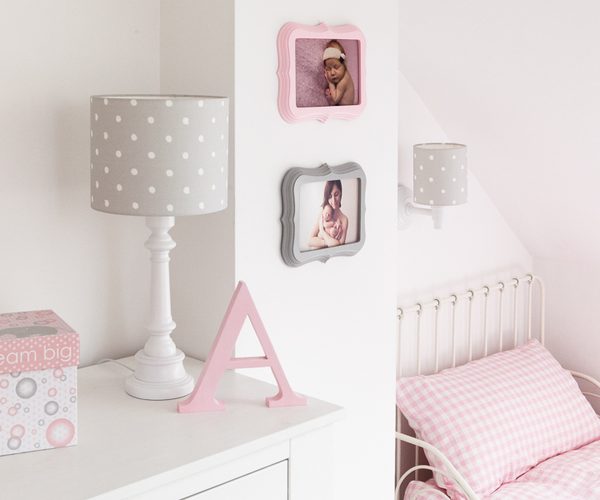 Lamps&Company, Bordslampa till barnrummet, dots grey