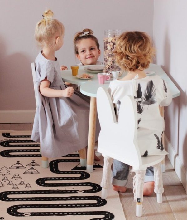 Möbelset kaninstol+ molnbord, Möbelset till barnrummet