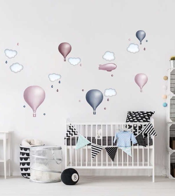 Lila luftballongset, väggklistermärken