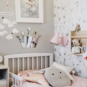 Spegel till barnrummet stor silver prinsesskrona