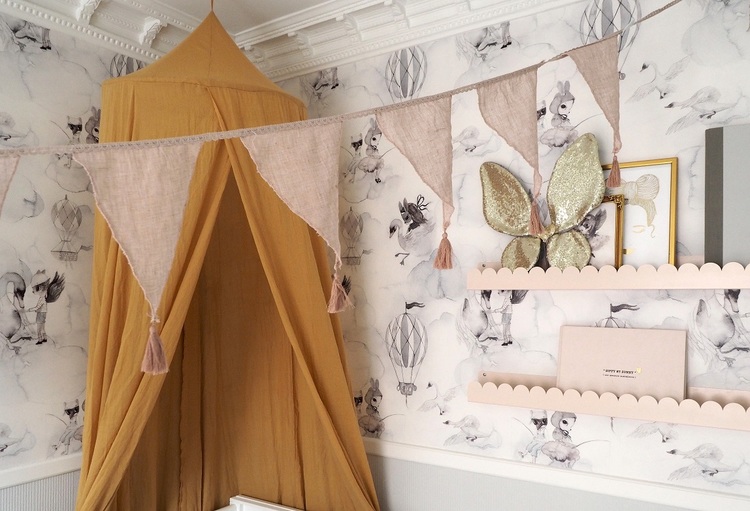 JaBaDaBaDo senapsgul sänghimmel guld med ljusslinga - Bild 2