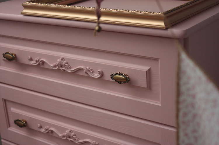 Byrå till barnrummet, Charlotte med 4 lådor - Bild 3