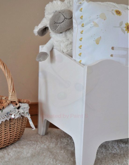 Förvaringslåda för böcker till barnrummet, vit