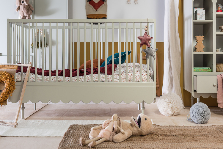 Woodluck, 2 in 1, spjälsäng och juniorsäng Babushka - Bild 2