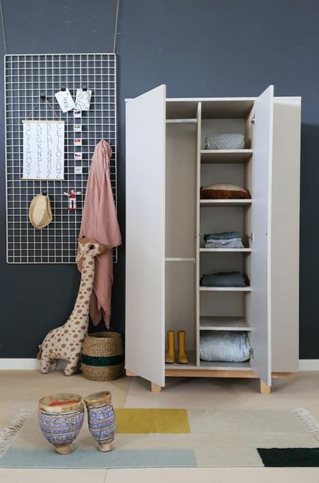 Woodluck, garderob med bokhylla, BASIC