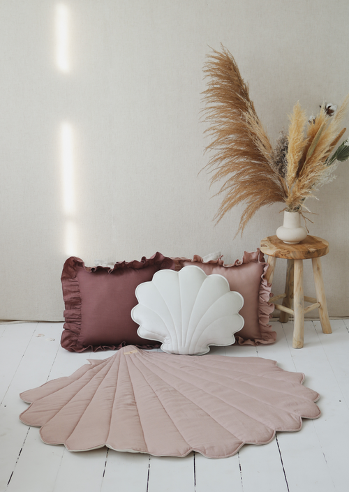 Moi Mili, linne lekmatta snäcka, puderrosa