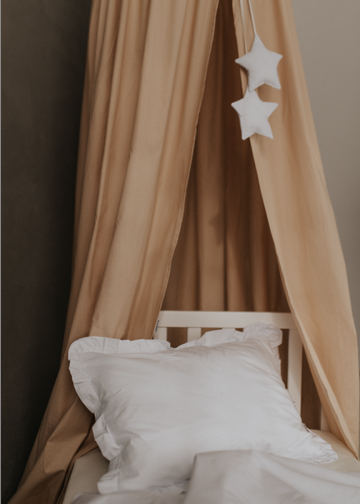 Babylove, Vit påslakanset spjälsäng och juniorsäng