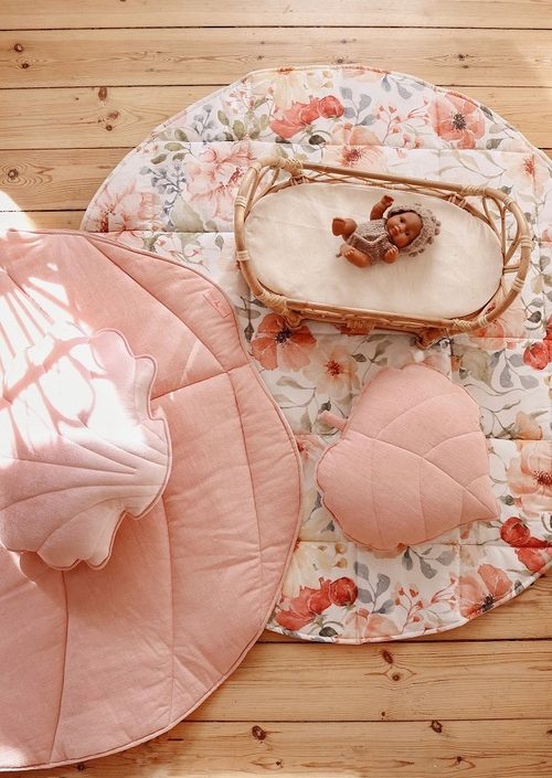 Moi Mili, lekmatta flower power