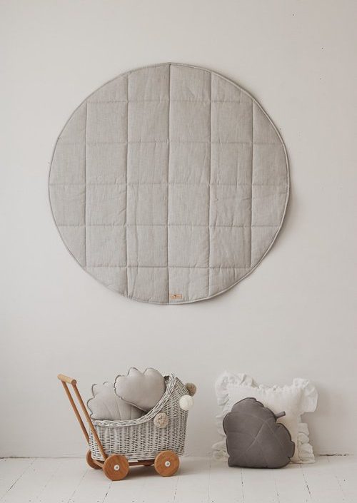 Moi Mili, linne lekmatta, pigeon grey