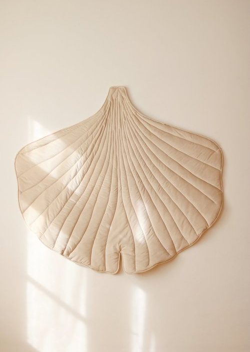 Moi Mili, lekmatta i sammet ginkgo, cream