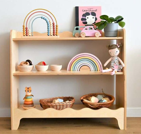 Bokhylla till barnrummet, natur