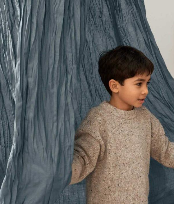 Liewood stormy blue sänghimmel med ljusslinga