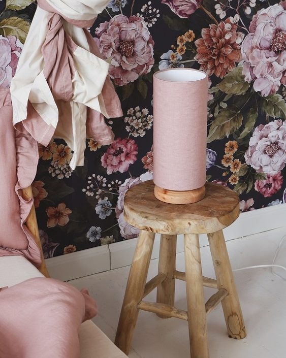 Lamps&Company, Sänglampa rosa linne