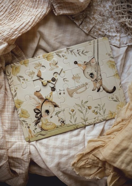 Mrs Mighetto, barnpussel Let me play you a song