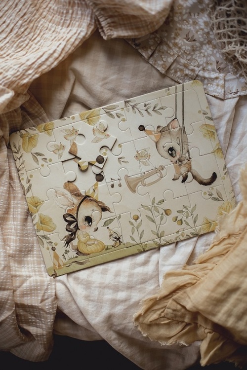 Mrs Mighetto, barnpussel Let me play you a song