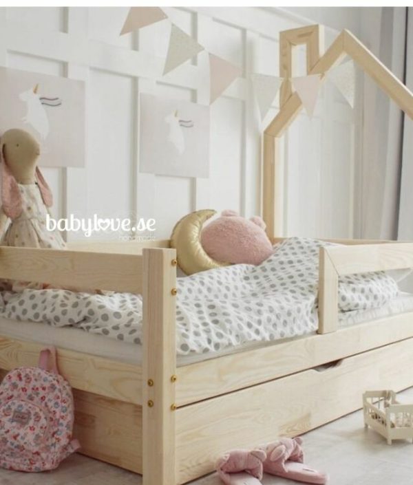 Barnsäng Philip hussäng med förvaringslåda/extrasäng